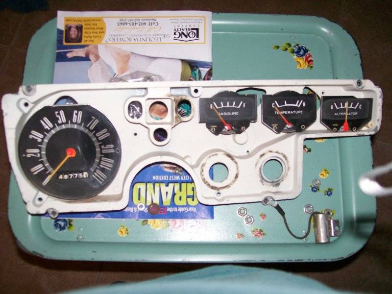 Gauges unrestored.JPG