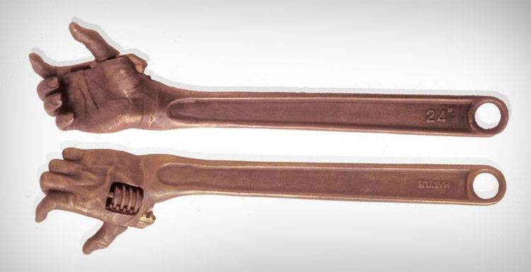hand-shaped-wrenches-1.jpg