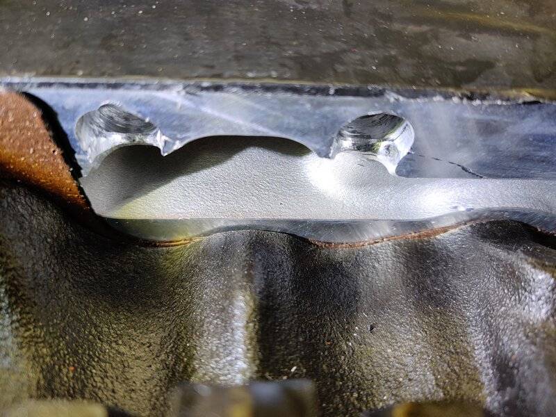 Head clearance for pushrod.jpg