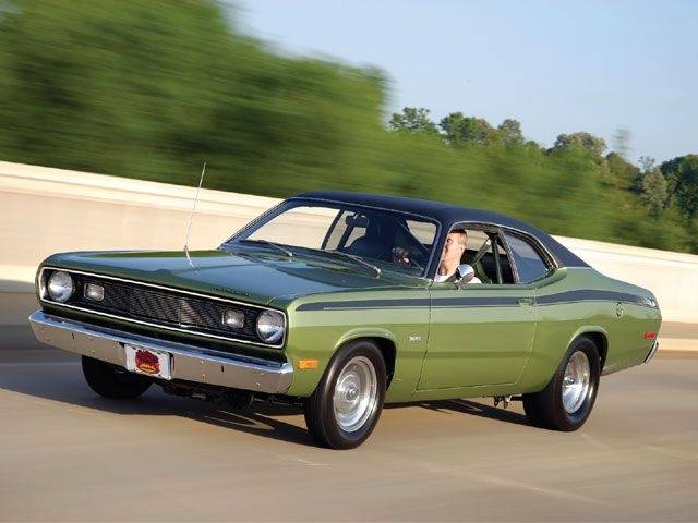hrdp_0805_01_z+1972_plymouth_duster+front_view[1].jpg