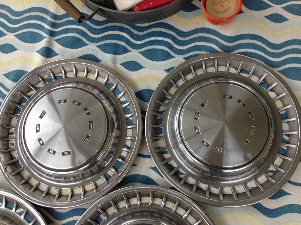 hubcaps14 - 3.jpg