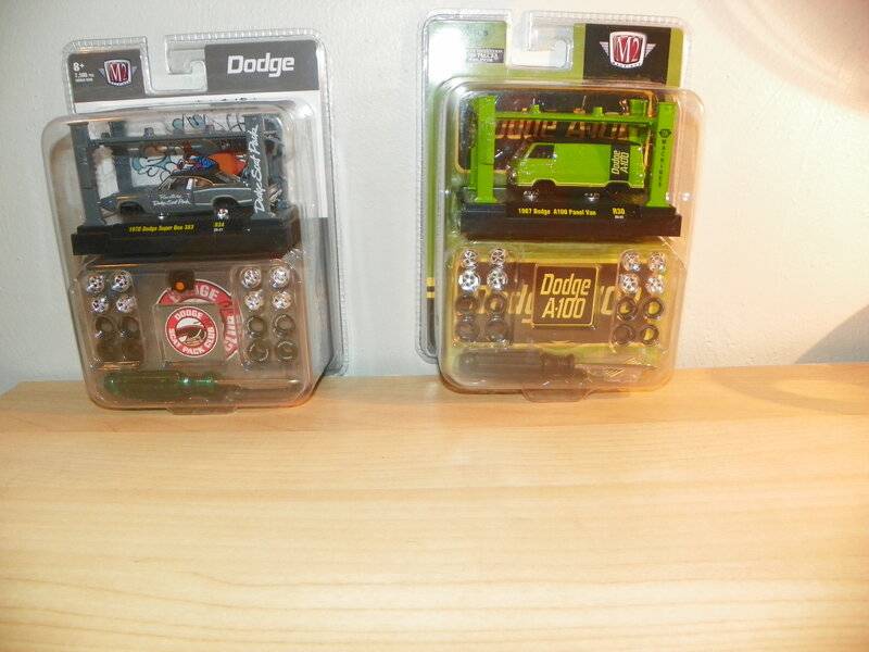 M2Mopar diecast 12 19 2020 005.JPG
