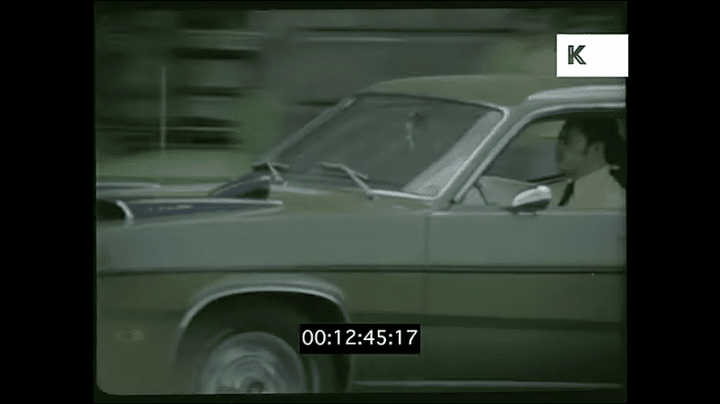 Mexico City in 1971, Super Bee.webm_000090487.png