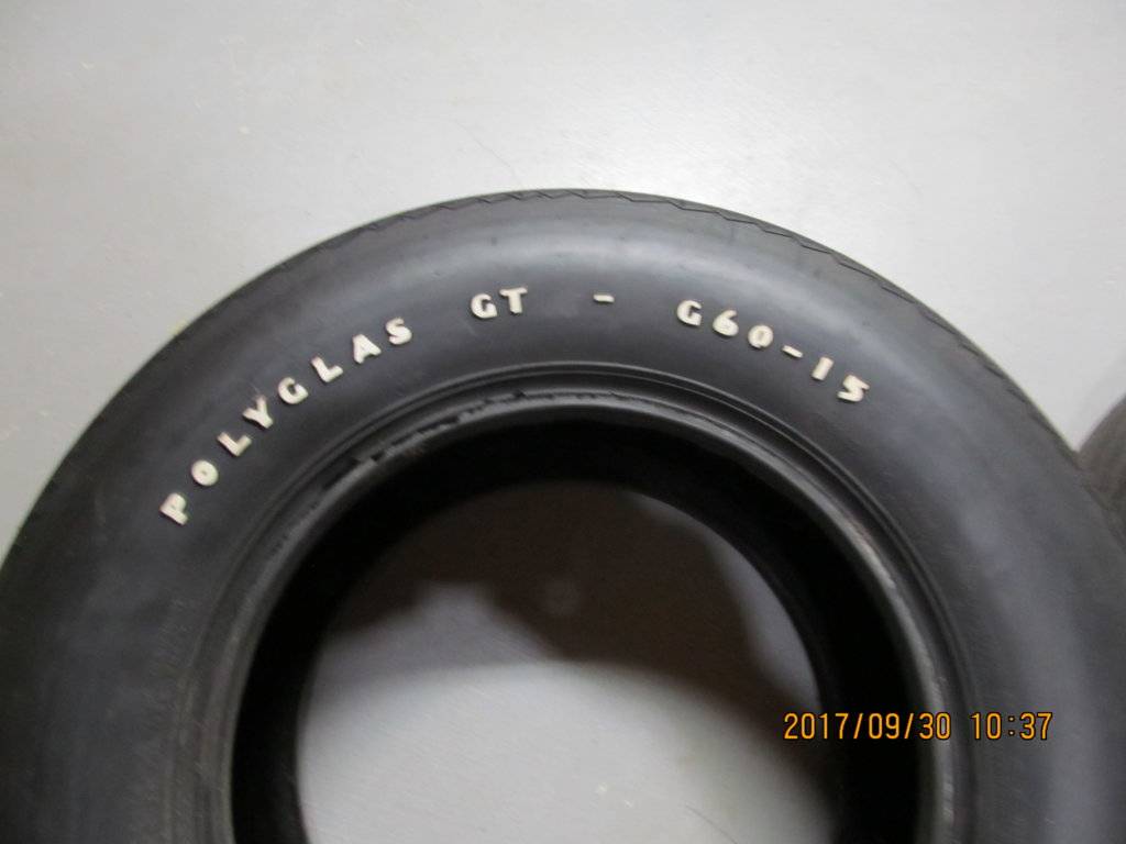 Mopar wheels and tires 015.JPG
