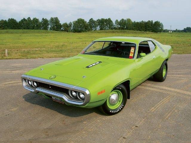 mopp_0502_01_z+1971_plymouth_road_runner+driver_side_front_fender_view.jpg