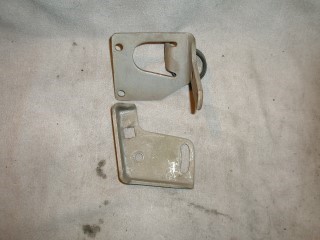 Mount Brackets PS Pumps 003 (Mobile) (Small).JPG