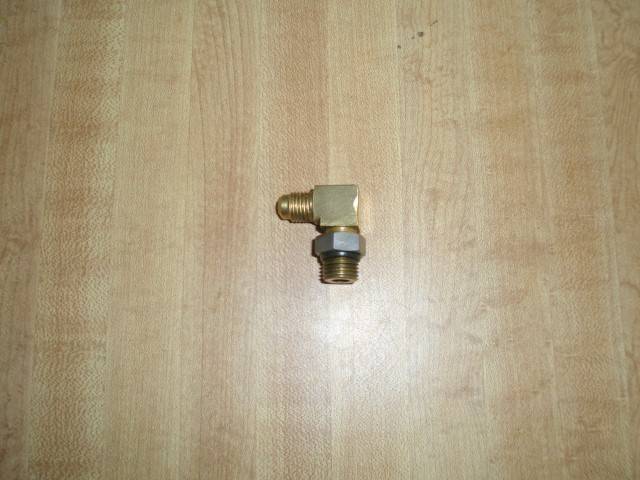 P-S Gearbox 90 Fitting 016 (Small).JPG
