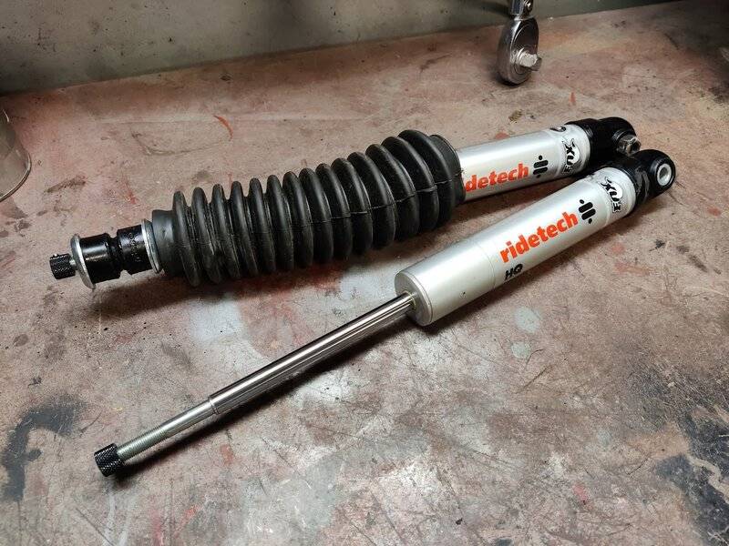 Pro touring Dart shocks boots.jpg