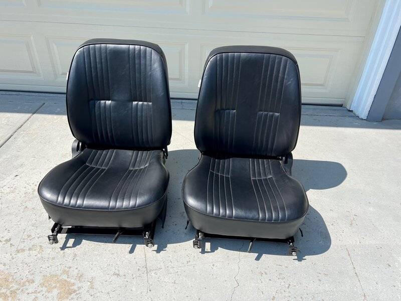 procar seats 1.jpg