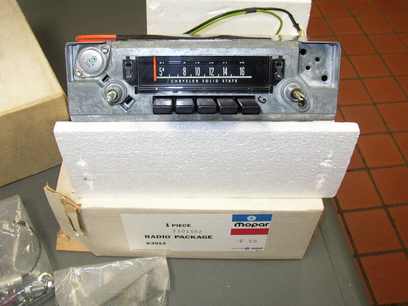 radio for sale 002.JPG
