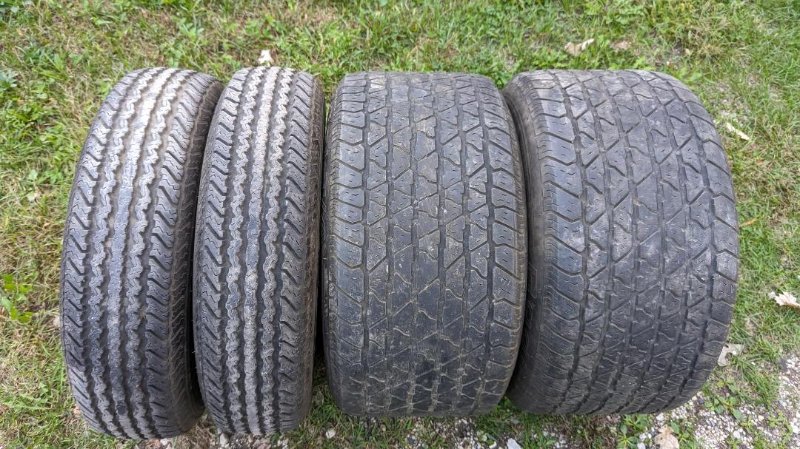 Small bolt Centerlines tread.jpg