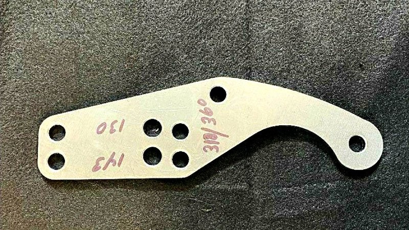 Starter 318 360 Bracket.jpg