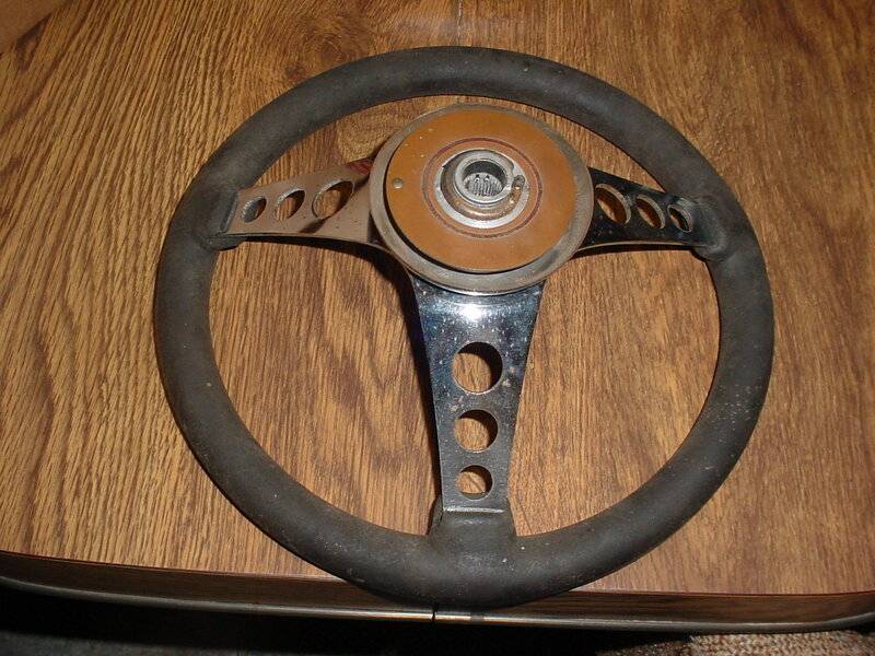 Superior steering wheel11.JPG