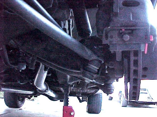 sway bar and lower control arm.jpg