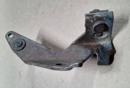 Throttle Bracket 3.JPG