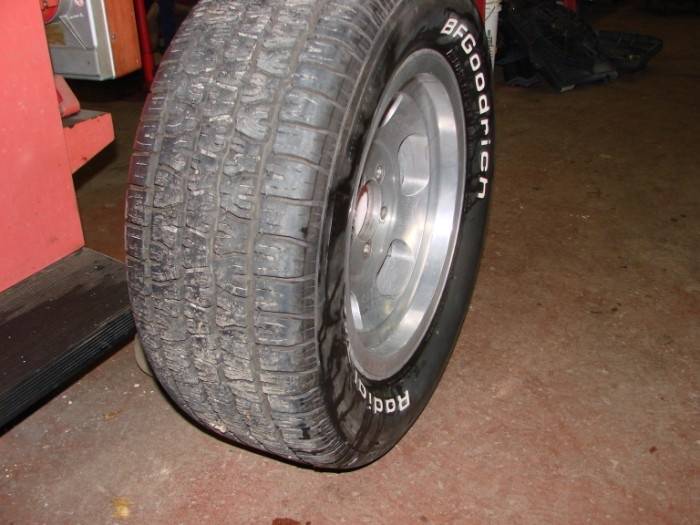 tire2(700 x 525).jpg