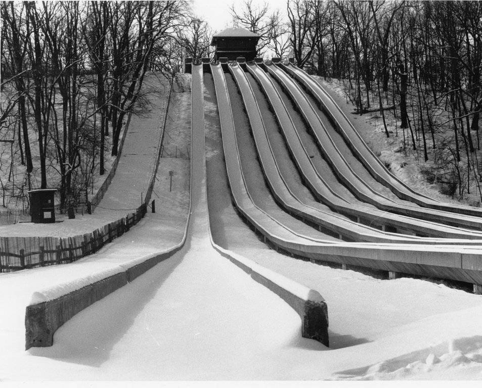 Toboggan Slides A06A.jpg