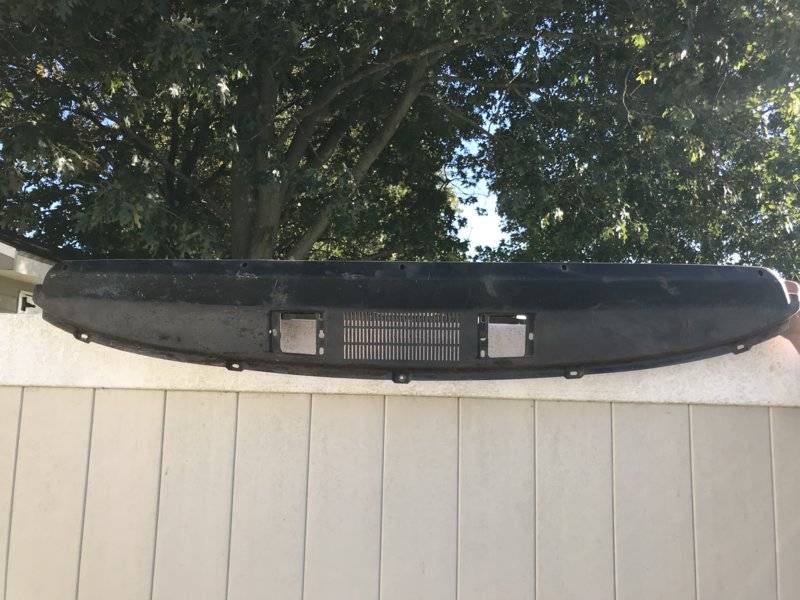 Tom Derych - 67 Barracuda Dash Frame Picture 2.jpg