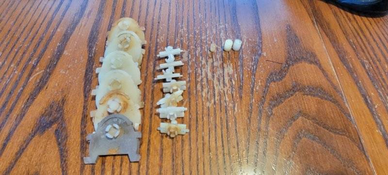 trim clips from Dave6t4.jpg