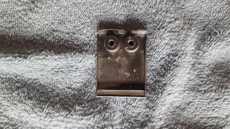 trk hnge cvr left 3.jpg