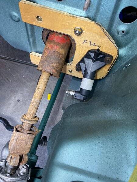 under dash clutche.jpg