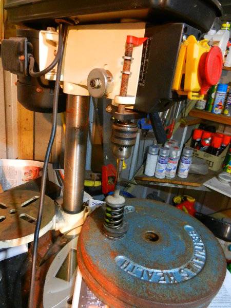 Valve spring tester using bench drill (1).JPG