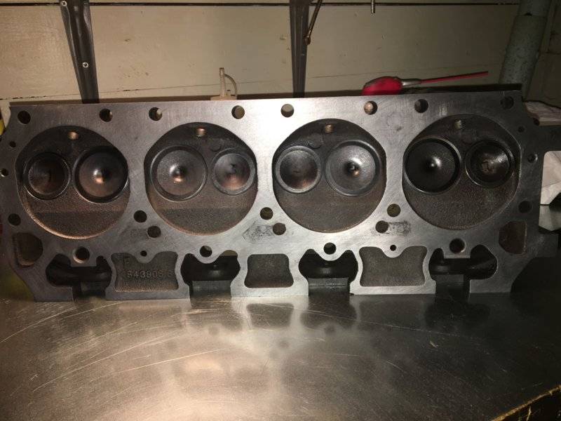 Valves resting in head.JPG