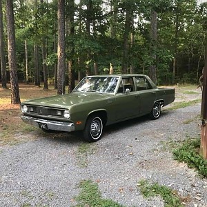 70' Valiant /w 10K Original miles.