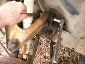 2010-02-19 70GT Brake swap (4)s.JPG