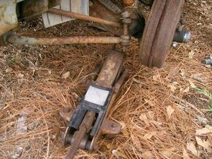 2010-02-19 70GT Brake swap (6)s.JPG