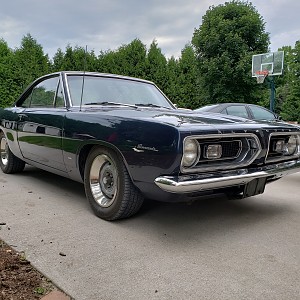 1967 Plymouth Barracuda 408 magnum 4 speed