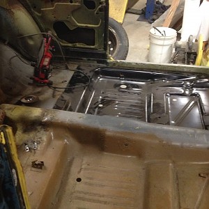 Drivers floor new installed-1.jpg