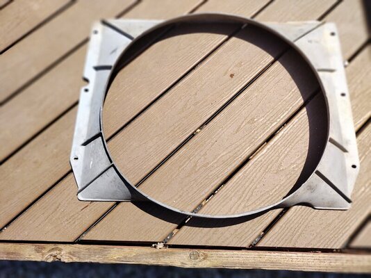 3733339 Radiator Shroud 1.jpg 3733339 Radiator Shroud 1.jpg