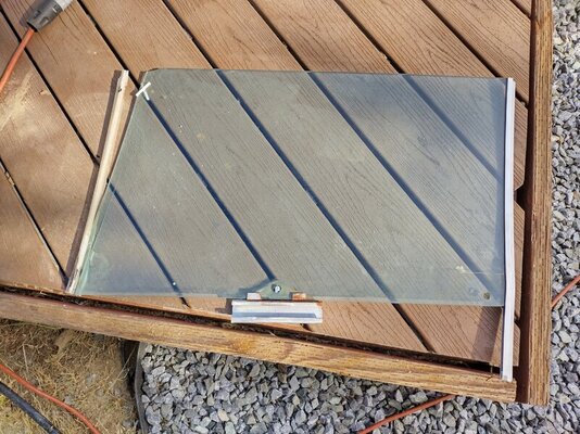 2811974 Barracuda Door Glass 2.jpg