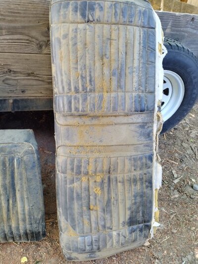 B-body Seat Back Black.jpg B-body Seat Back Black.jpg