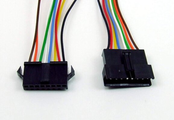 Connectors 2.jpg Connectors 2.jpg