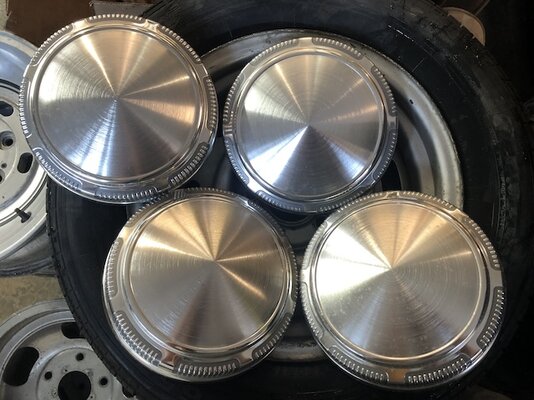 DOGDISHFRONT.jpg DOGDISHFRONT.jpg