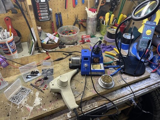 0000 - Messy workstation.jpg