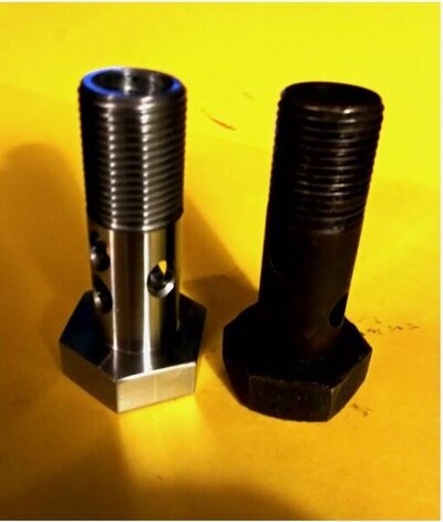 Right angle adapter gaskets D03.JPG