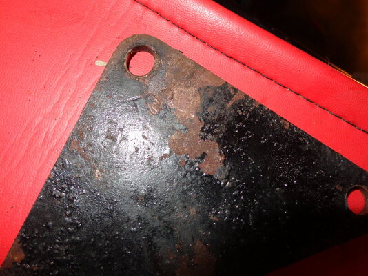 Chall PS Bkt A05.JPG