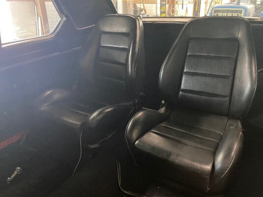 rear seats.jpeg