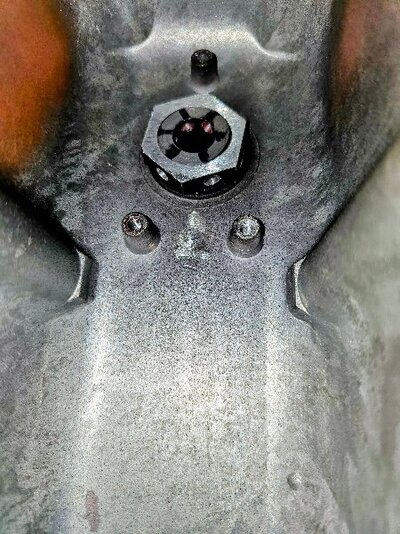 Valve cover inside 12AN Bung.jpg