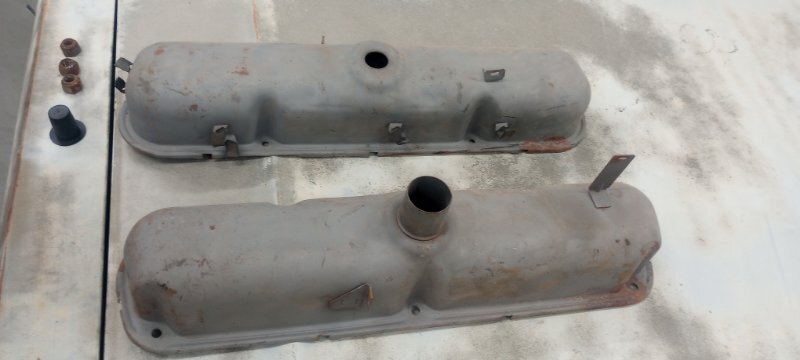 Small Block Valve Covers 1.jpg