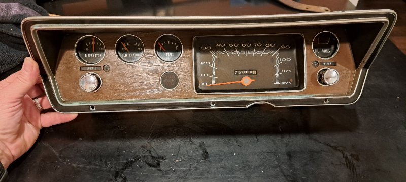 Instrument Cluster 1.jpg