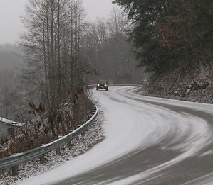 Dec08snow1.jpg Dec08snow1.jpg