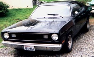 YoungBlood's 72' Plymouth Duster