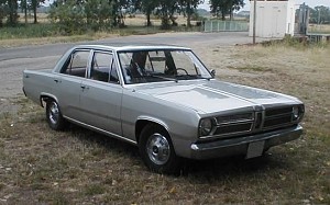 1967 Plymouth Valiant Signet 4-Door Sedan, Slant 6 170ci, 4-speed manual - Part 1
