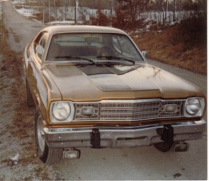 73 340 4-speed Duster, Metalic Brown W/ black stripes