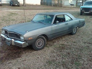 1975 Dodge Dart Swinger 2dr