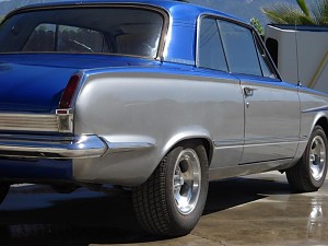 64 Plymoth Valiant Signet 200